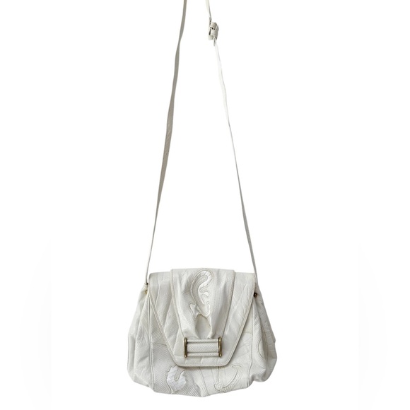 Sharif Vintage Leather Crossbody Bag - Picture 5 of 15